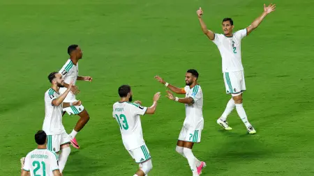 related_news_inside_blogsمباشر - تغطية أخبار كأس العالم 2026 اليوم السبت 27 يونيو.. الجزائر تنتزع تأهلا دراميا وميسي يعزز أرقامه