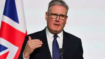 ستارمر يبحث انعكاسات حرب إيران مع بنك إنجلترا المركزي