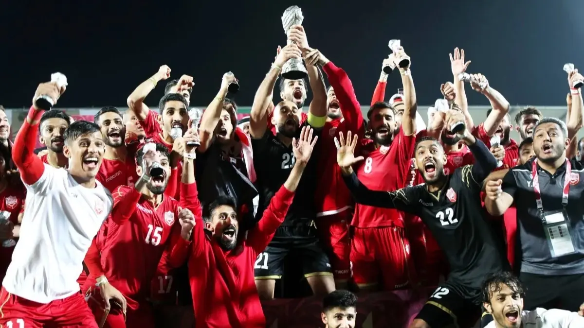 يعيش منتخب البحرين حالة استقرار مع المدرب تالاييتش (إكس) يعيش منتخب البحرين حالة استقرار مع المدرب تالاييتش (إكس)