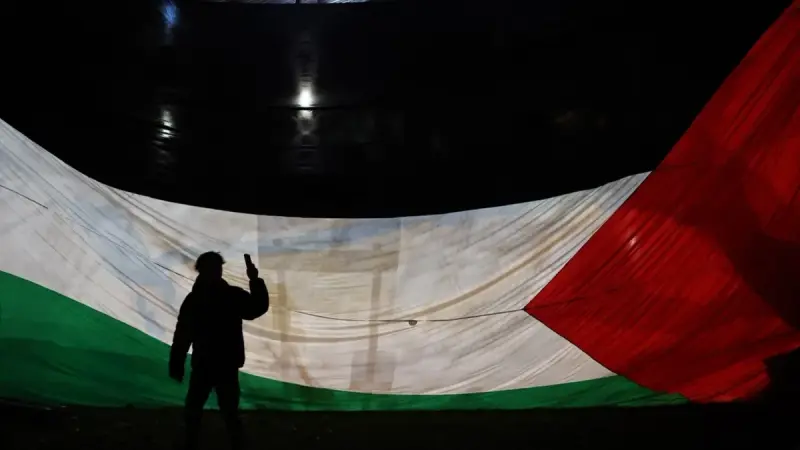 إيرلندا تطالب "يويفا" بحظر إسرائيل من المسابقات الأوروبية