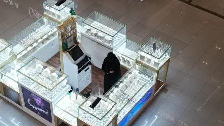 related_news_inside_blogsأسعار الذهب في السعودية اليوم الثلاثاء 17 مارس 2026.. تحركات عرضية فوق 5,000 دولار