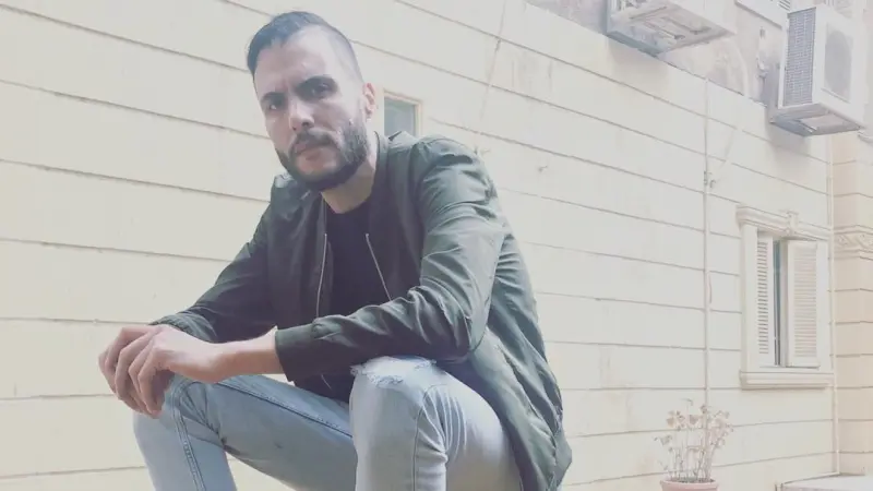 وفاة والدة أمير عيد.. تفاصيل الرحيل ومعاناتها مع الزهايمر