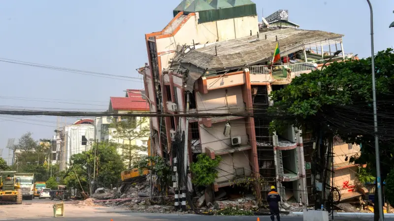 مقتل 3471 شخصا بزلزال ميانمار.. والأمطار تُضاعف الكارثة