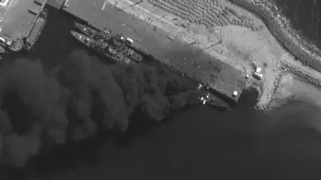 related_news_inside_blogsصور - الجيش الأميركي يغرق فرقاطة إيرانية في خليج عمان