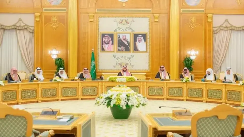 مجلس الوزراء السعودي يقر تعديلات على قواعد جديدة (إكس) مجلس الوزراء السعودي يقر تعديلات على قواعد جديدة (إكس)