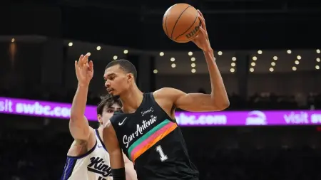 related_news_inside_blogsويمبانياما يقود سبيرز لإسقاط متصدر المنطقة الشرقية