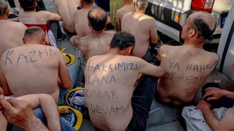 توقيف عشرات العمال في تركيا.. أضربوا عن الطعام لهذا السبب