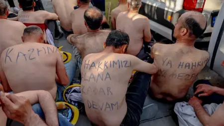 related_news_inside_blogsتوقيف عشرات العمال في تركيا.. أضربوا عن الطعام لهذا السبب