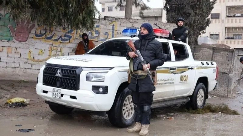 دمشق تفتح باب التسوية أمام "قسد" وتحذر من العواقب