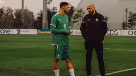 related_news_inside_blogsأشرف حكيمي يودع وليد الركراكي برسالة مؤثرة