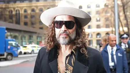 related_news_inside_blogsكل ما تريد معرفته عن محاكمة راسل براند بتهم الاغتصاب