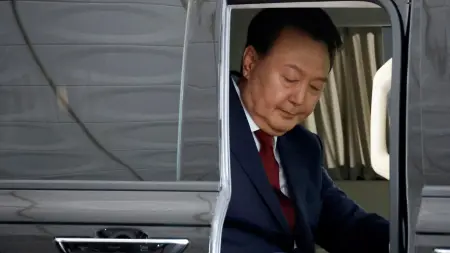 related_news_inside_blogsسجن رئيس سابق مدى الحياة بسبب إعلان الأحكام العرفية