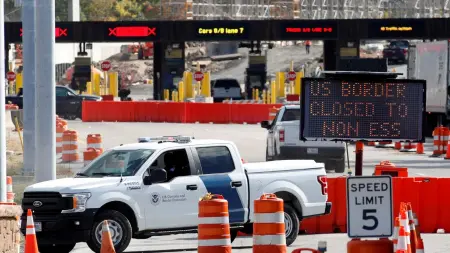related_news_inside_blogsترامب يغلق معبرا تاريخيا بين الولايات المتحدة وكندا