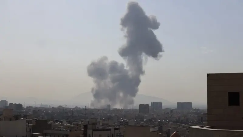 هجوم إسرائيلي على إيران.. ما مصير علي خامنئي؟