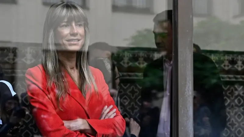زوجة رئيس وزراء إسبانيا تمتنع عن الحضور إلى المحكمة.. ما السبب؟