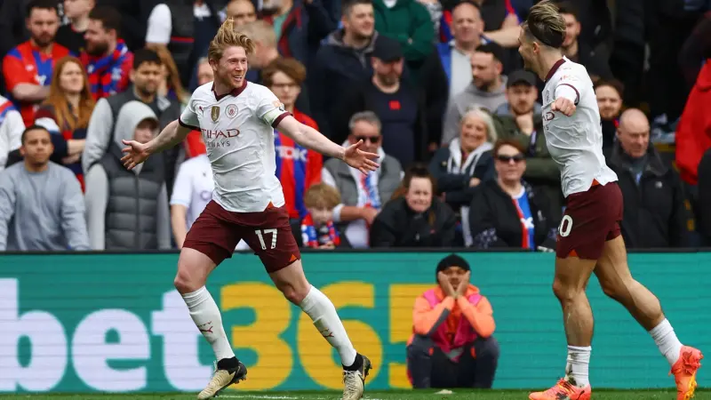 معلق مباراة مانشستر سيتي ولوتون تاون اليوم في الدوري الإنجليزي.. تعليق مصري مميز