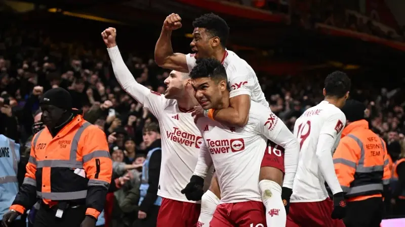 نجم مانشستر يونايتد ينضم لإدارة نادٍ في الدرجة الرابعة الإسبانية