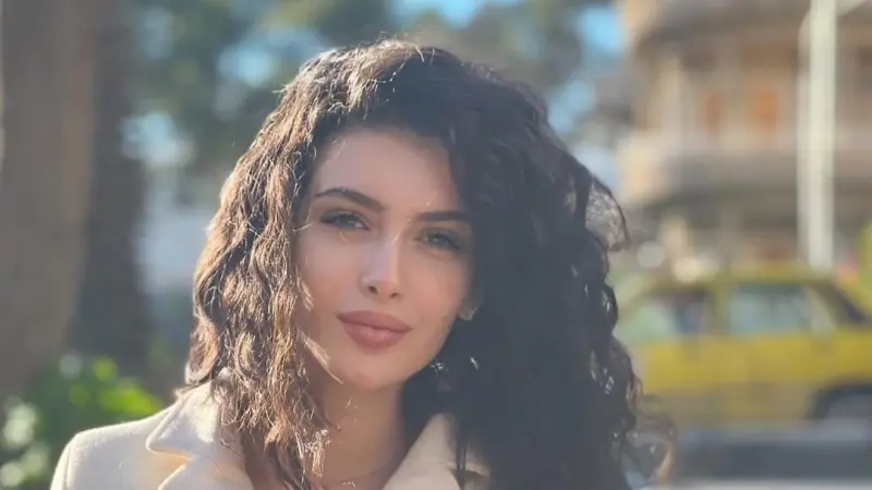 فيديو - سارة بركة تكشف كواليس تعاونها مع محمود حميدة