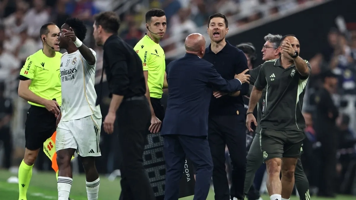 سيميوني يعتذر عن سخريته من فينيسيوس جونيور 