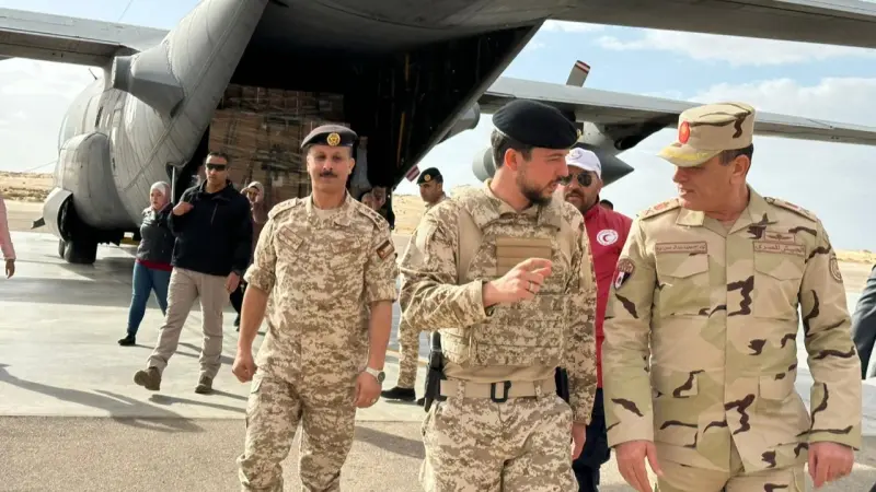 من مطار العريش.. ولي عهد الأردن يُشرف على المستشفى الميداني المُرسل لغزة