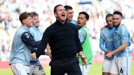 لامبارد يعيد كوفنتري إلى الدوري الإنجليزي بعد غياب ربع قرن في ليلة تاريخية