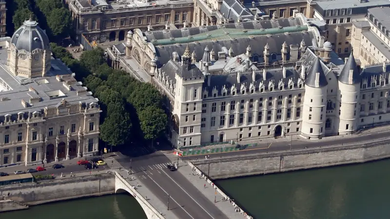 "أوبر" تطلق رحلات بحرية في فرنسا تزامنا مع الأولمبياد