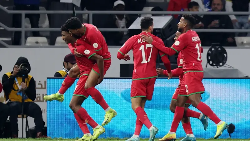 تصريحات تاريخية من مدرب عمان قبل مواجهة السعودية.. ماذا قال؟