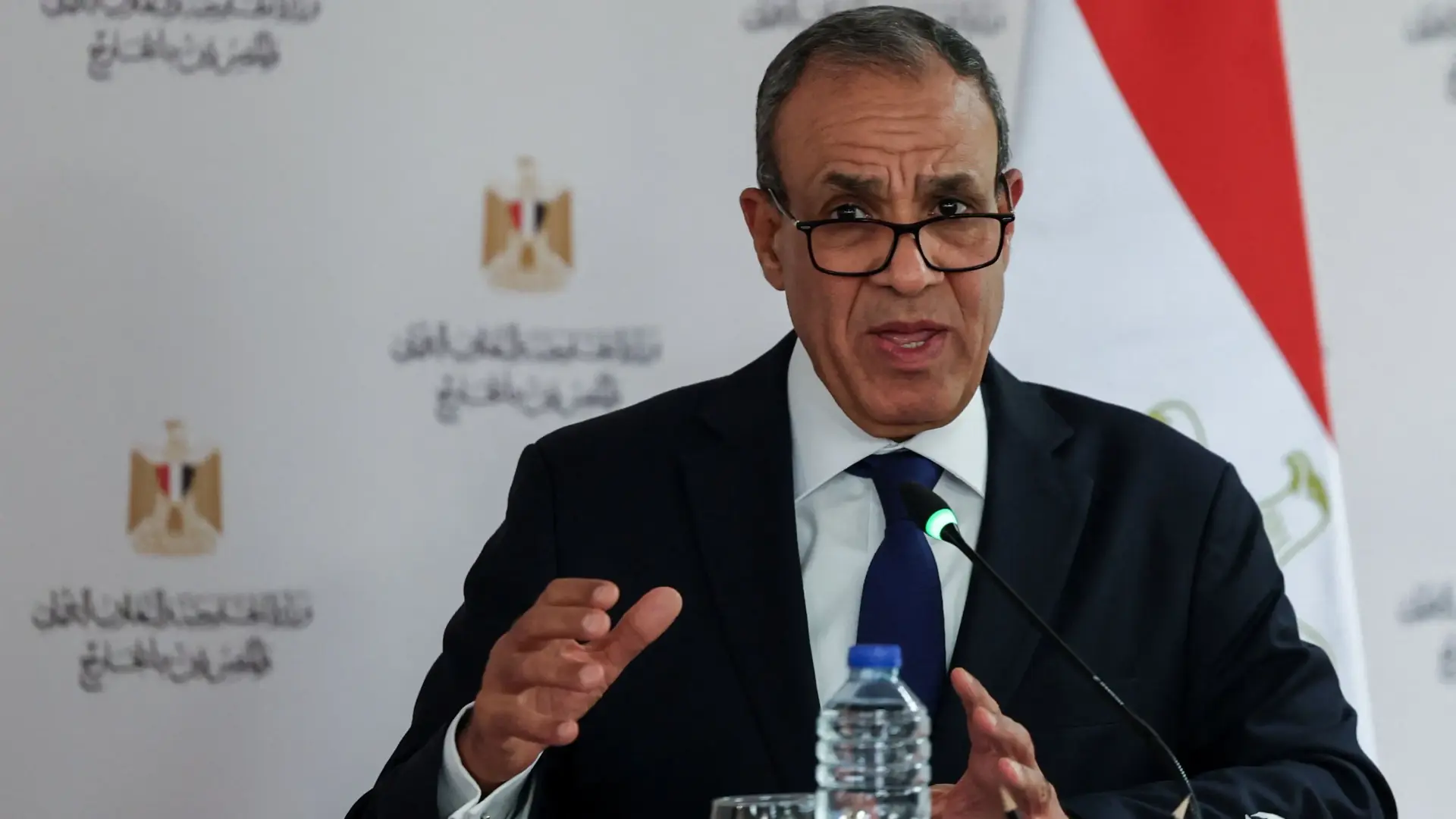 عبد العاطي: نعمل مع الشركاء الإقليميين على خفض التصعيد بالمنطقة (رويترز) عبد العاطي: نعمل مع الشركاء الإقليميين على خفض التصعيد بالمنطقة (رويترز)