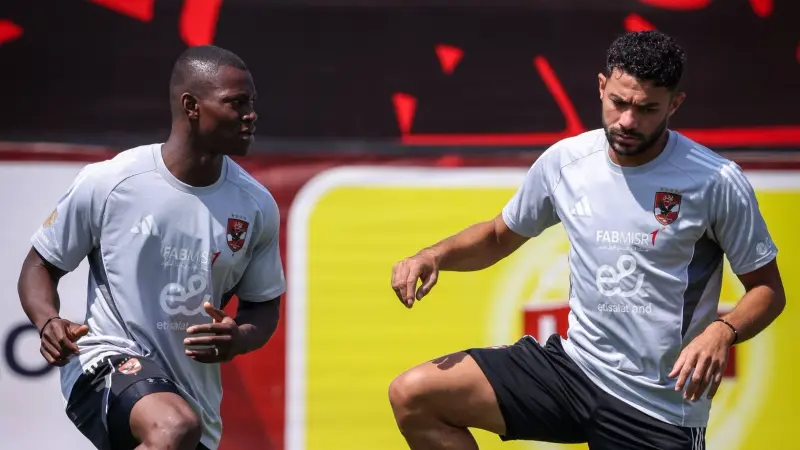 بداية رحلة الدفاع عن اللقب.. موعد مباراة الأهلي ومودرن سبورت والقنوات الناقلة