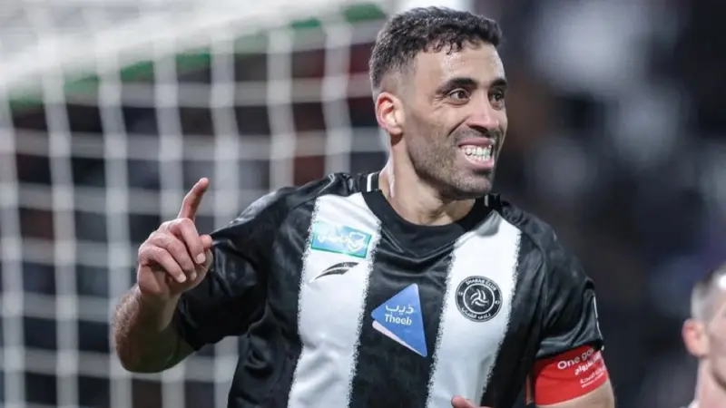 دوري روشن - الشباب يواصل نتائجه الإيجابية بالفوز على الخلود