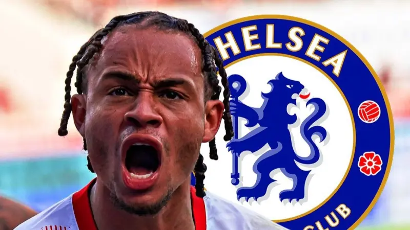 تشيلسي يتفوق على بايرن ميونخ في سباق تشافي سيمونز