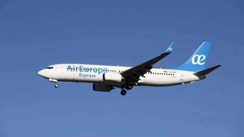 هبوط أول طائرة ركاب أوروبية في كراكاس منذ الإطاحة بمادورو