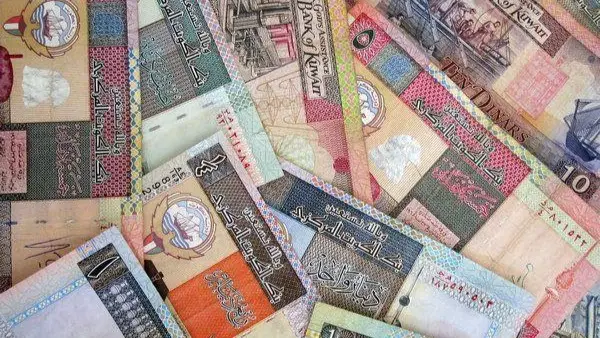 سعر الدينار الكويتي مقابل الجنيه المصري اليوم الجمعة 25 يوليو 2025.. ترقب استئناف التداولات