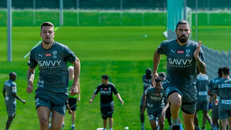 نيفيز يكشف عن أسباب اختياره حمل قميص الهلال السعودي