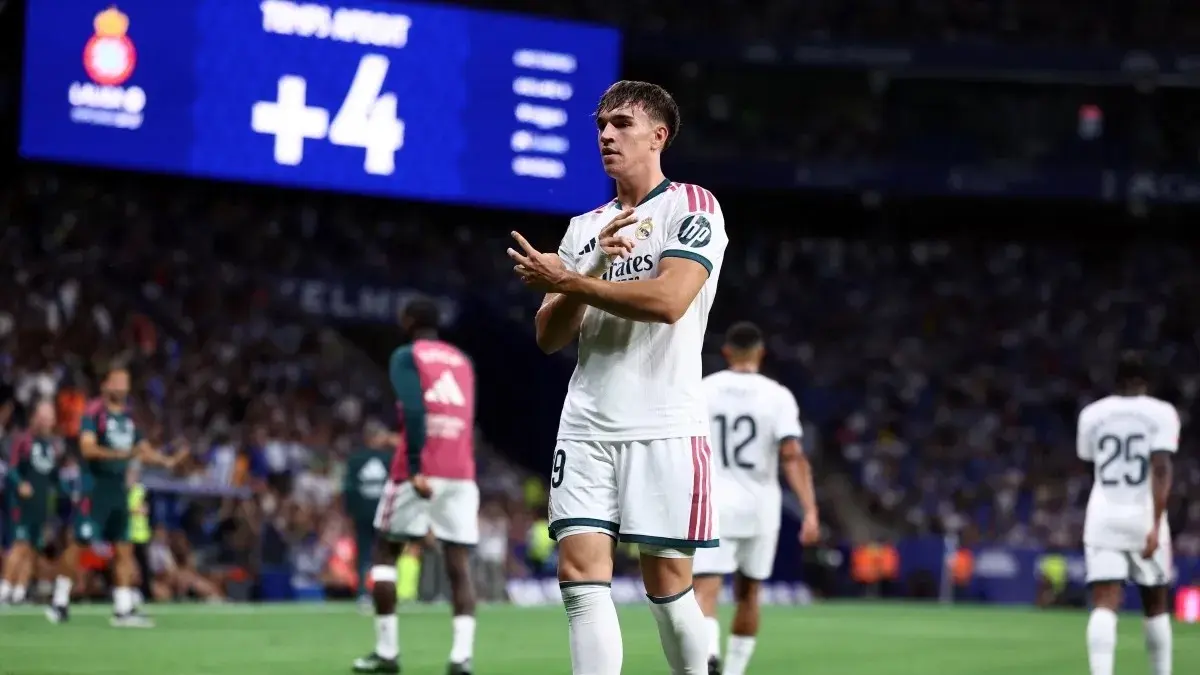 كارلوس إسبي سجل هدفا قاتلا لريال مدريد (أ ف ب) كارلوس إسبي سجل هدفا قاتلا لريال مدريد (أ ف ب)
