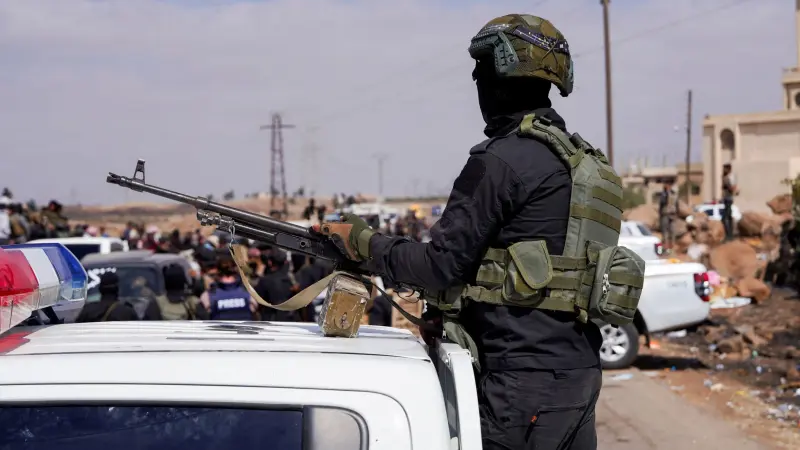 إسرائيل تضرب مواقع للجيش السوري بعد هجوم على الدروز