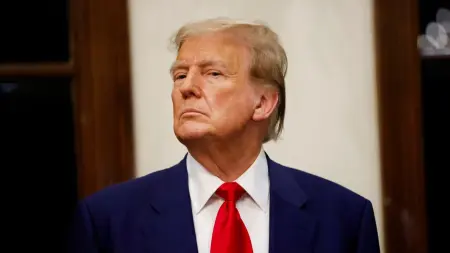 ترامب يصف مدير FBI السابق بـ"الفاسد"