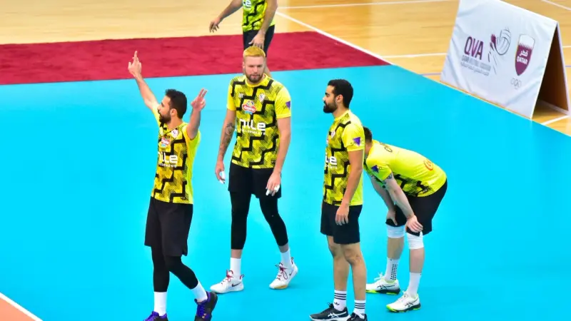 القنوات الناقلة لمباراة الزمالك اليوم ضد الشرطة القطري في البطولة العربية للأندية للكرة الطائرة 2025 مع الموعد