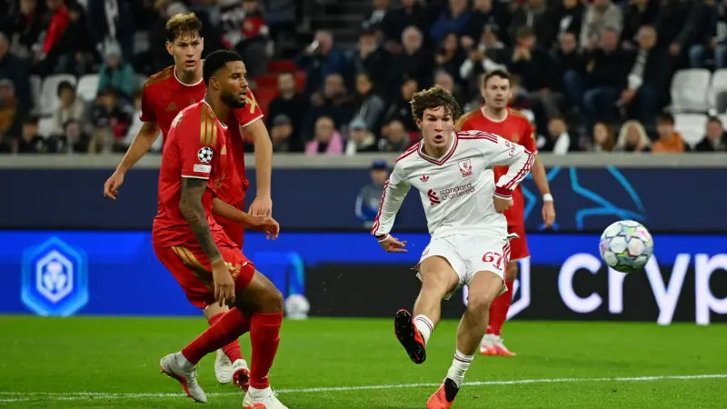 دوري أبطال أوروبا - لويس كوماس يعادل رقم ستيفن جيرارد الاستثنائي مع ليفربول