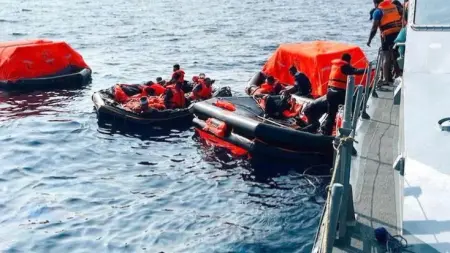 related_news_inside_blogsأزمة بين أميركا وسريلانكا بشأن البحارة الإيرانيين الذين أنقذتهم