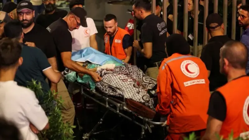 فيديو - عملاء من الموساد يكشفون تفاصيل عملية البيجر ضد "حزب الله"