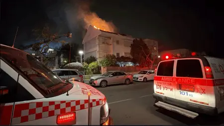 related_news_inside_blogsفيديو - حرائق ودمار كبير بسبب سقوط صواريخ إيرانية على إسرائيل