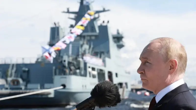 فيديو - نشر ترامب لغواصتين نوويتين قرب روسيا.. حرب نووية على الأبواب؟