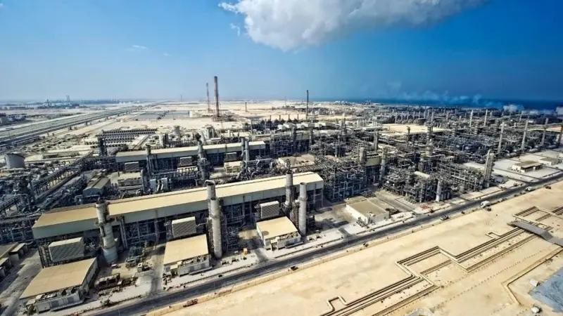 فيديو - حريق وأضرار جسيمة في حقل رأس لفان بقطر بعد هجوم إيراني