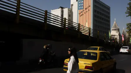 تقارير أميركية تكشف: إيران تضخ دعاية سياسية للتأثير على الناخبين