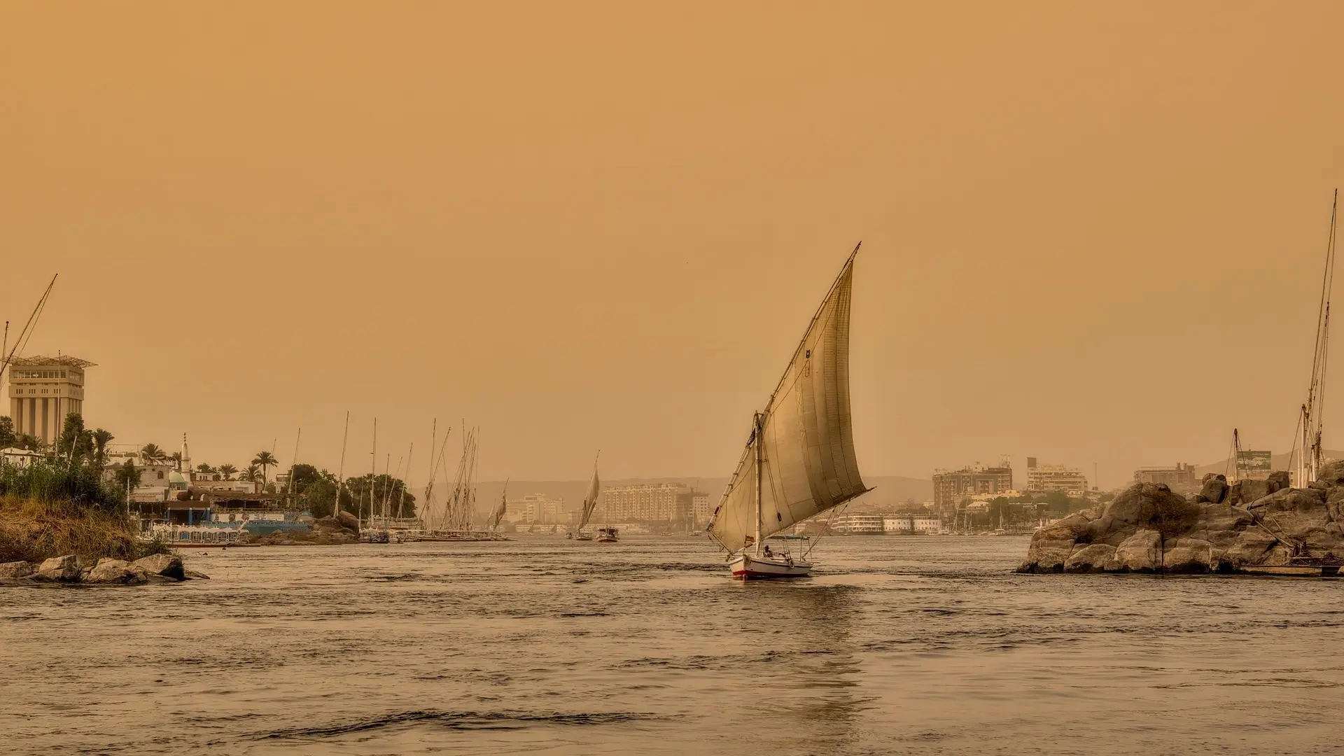 تساؤلات واسعة عن درجات الحرارة اليوم الثلاثاء في مصر تساؤلات واسعة عن درجات الحرارة اليوم الثلاثاء في مصر