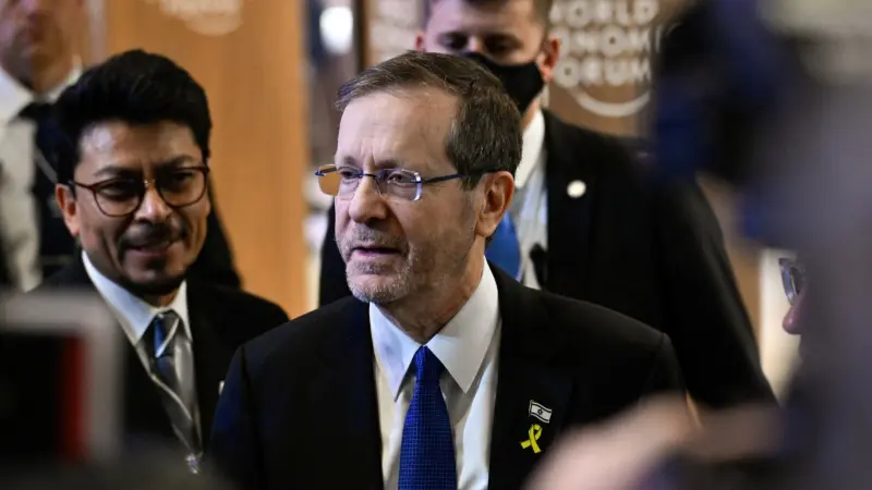 رئيس إسرائيل: مستقبل إيران مرهون بتغيير النظام