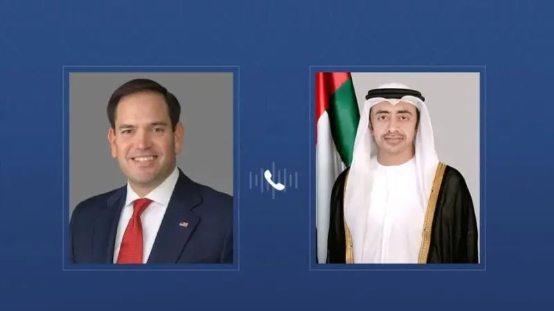 عبدالله بن زايد ووزير الخارجية الأميركي يبحثان هاتفيا التطورات الإقليمية