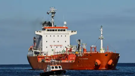 related_news_inside_blogsنفط بالمجان.. روسيا ترسل شحنات لكوبا كمساعدة إنسانية