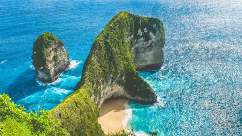 بالي تستعين بالروبوتات للحفاظ على شواطئها المميزة